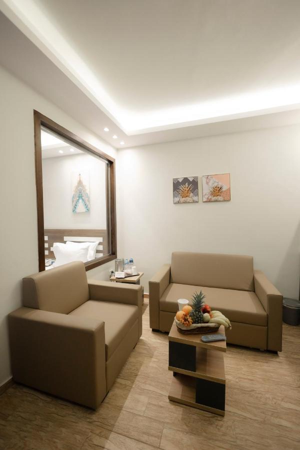 Royal Inn Residence New Кайро Екстериор снимка